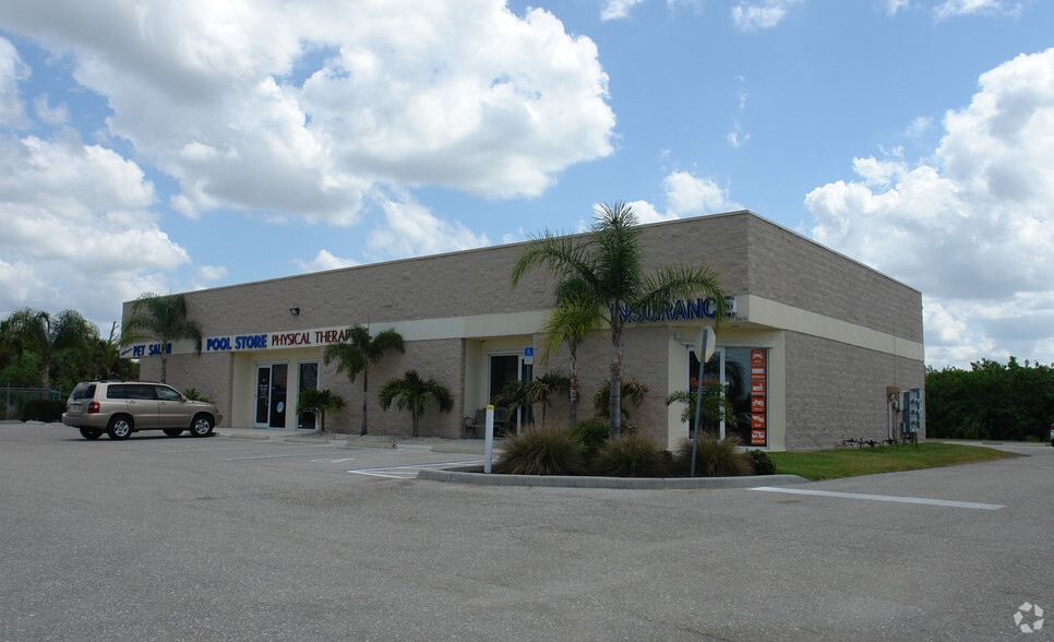 Primary Photo Of 24630 Sandhill Blvd, Punta Gorda Showroom For Lease