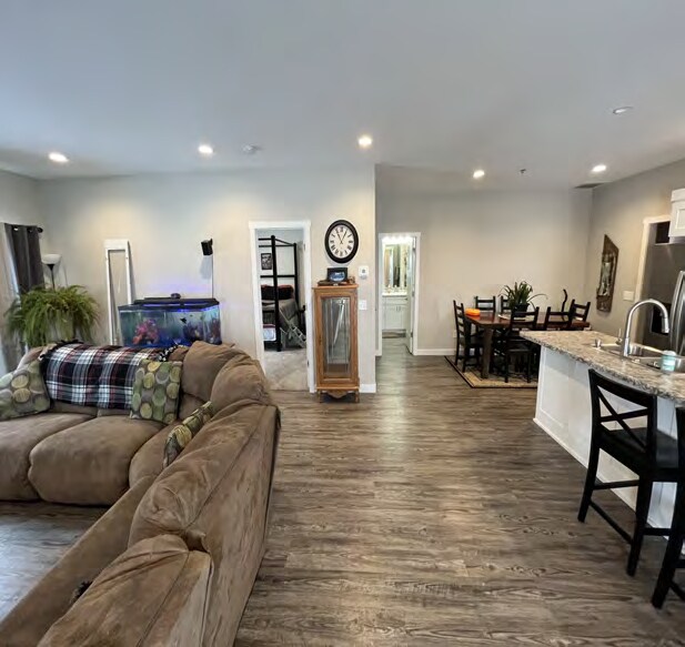 More Photos Of 514 E 9th St, Zumbrota Industrial For Sale