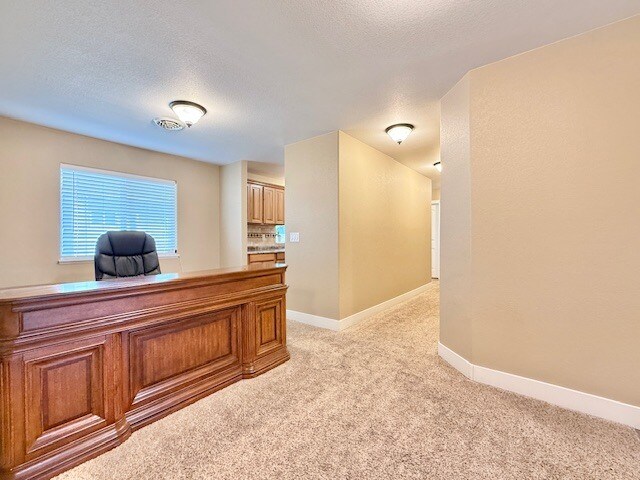 More Photos Of 201 10th St, Windsor Office For Sale