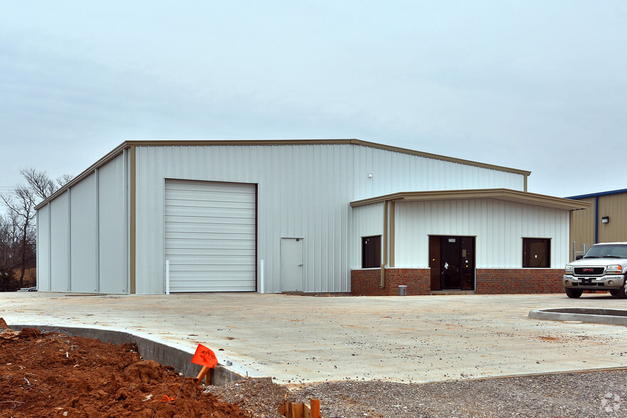 Primary Photo Of 2500 Ann Arbor, Oklahoma City Manufacturing For Lease