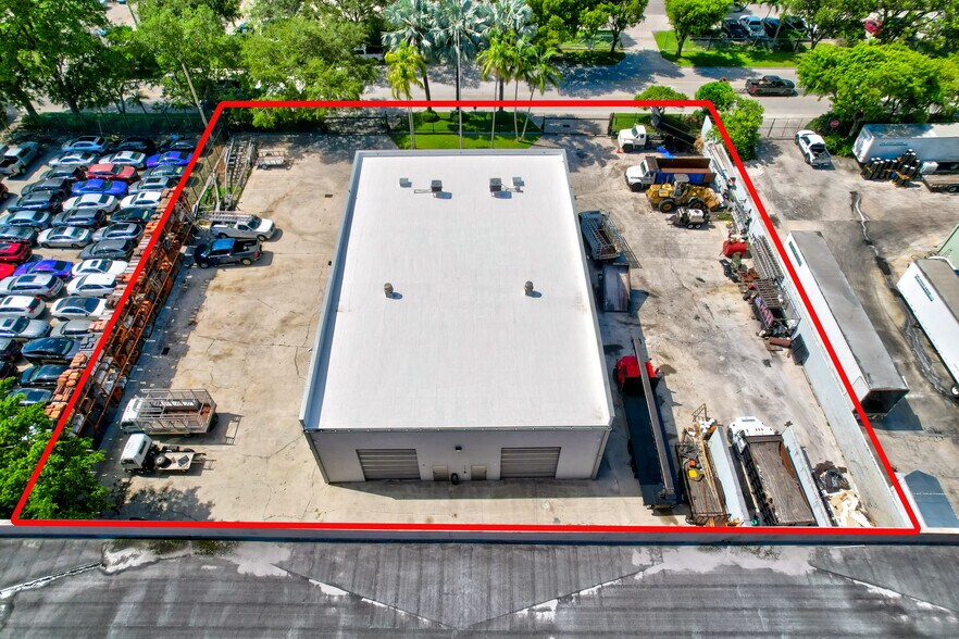 More Photos Of 14701 SW 137th St, Miami Light Distribution For Lease