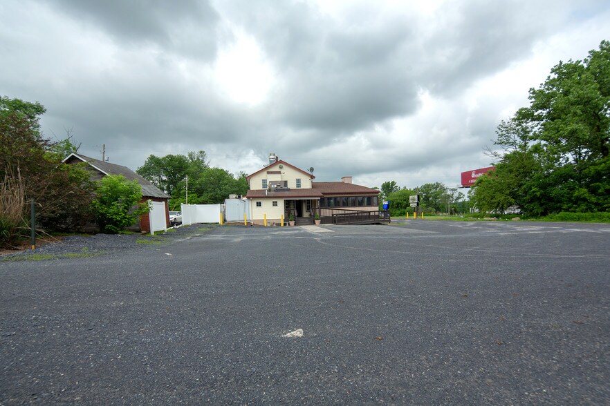More Photos Of 1441 S West End Blvd, Quakertown Restaurant For Sale