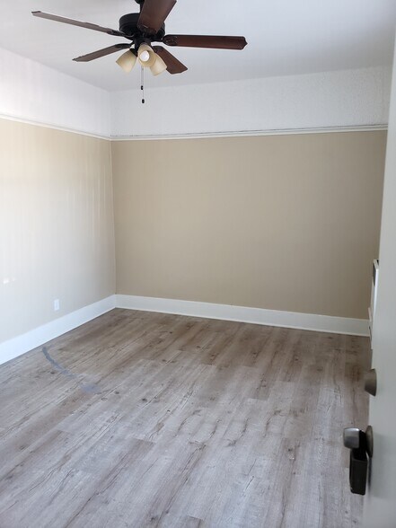 More Photos Of 383 W 14th St, San Pedro Apartments For Sale