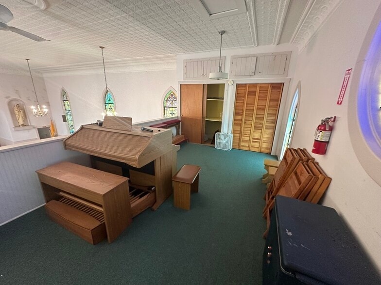 More Photos Of 3915 Cottage Bridge Rd, Scio Specialty For Sale