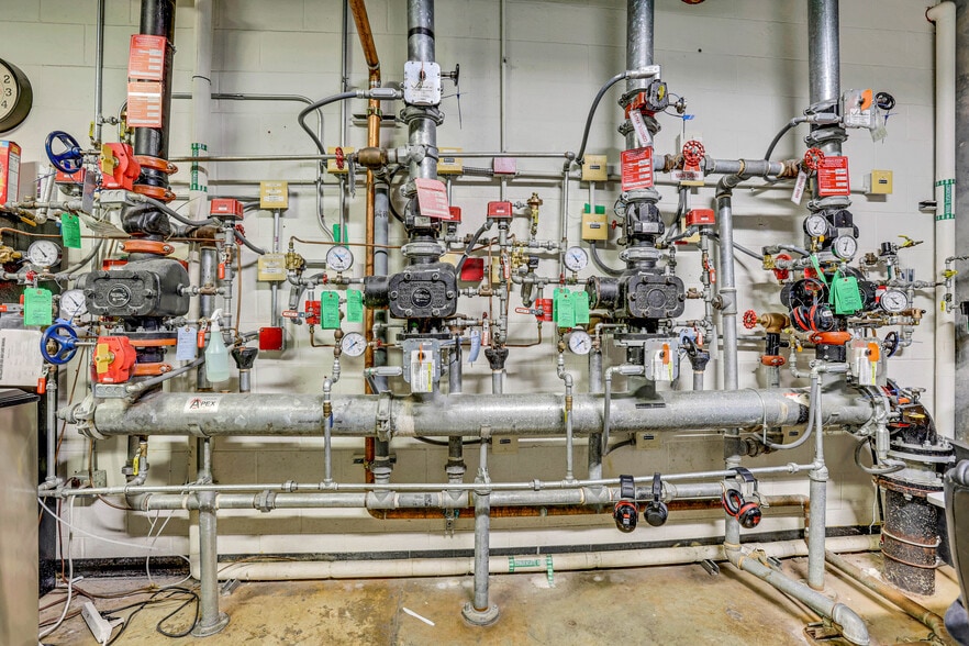 More Photos Of 12515 Innovation Way, Alpharetta Industrial For Sale