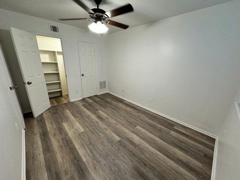 More Photos Of 700-710 NW 17th St, Oklahoma City Apartments For Sale