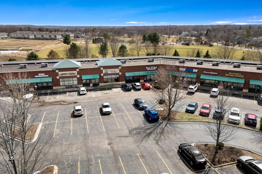 More Photos Of 1925-1997 Huntley Rd, West Dundee General Retail For Sale
