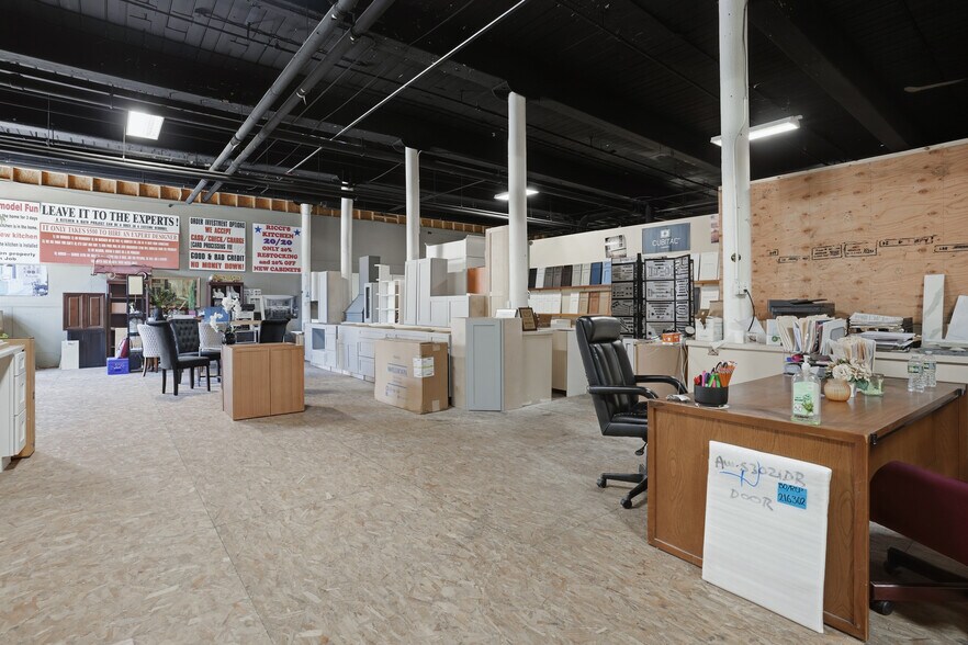 More Photos Of 770 Main St, West Warwick Warehouse For Sale