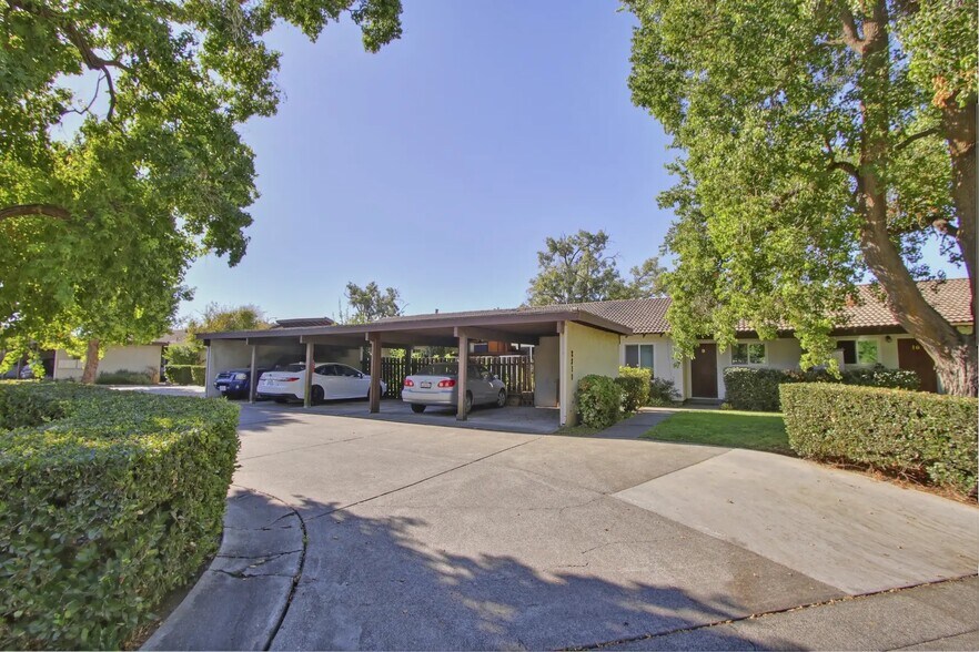 More Photos Of 2310 Evenstar Ln, Davis Apartments For Sale