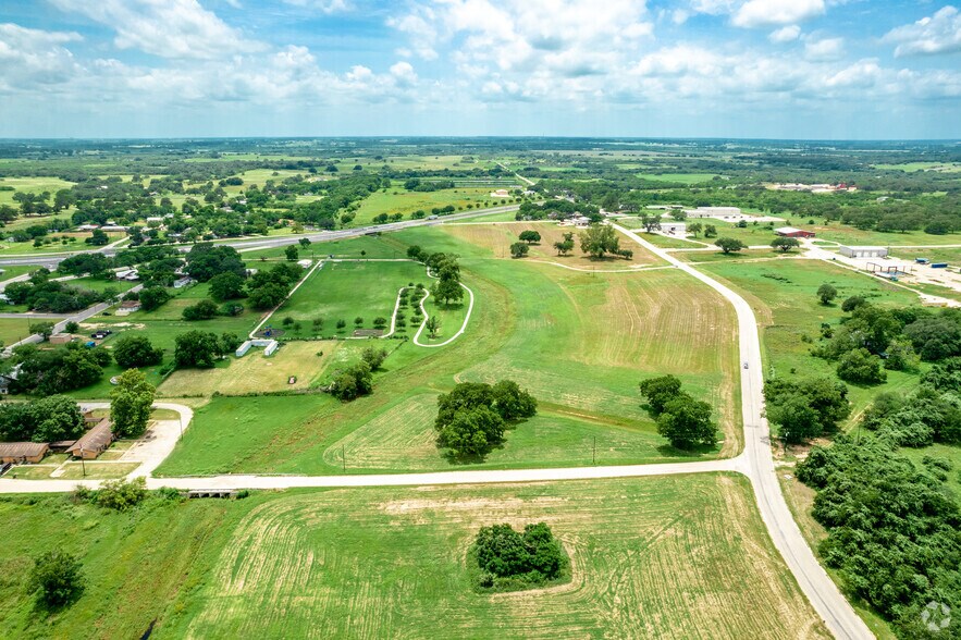 More Photos Of 195 Business Park Ave, Stockdale Land For Sale