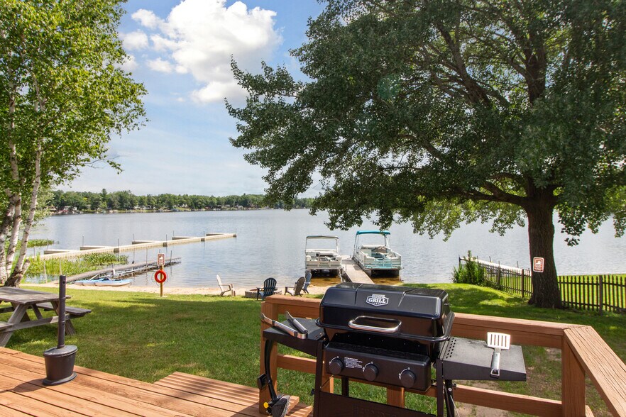 More Photos Of 4998 Main Ext, Long Lake Hospitality For Sale