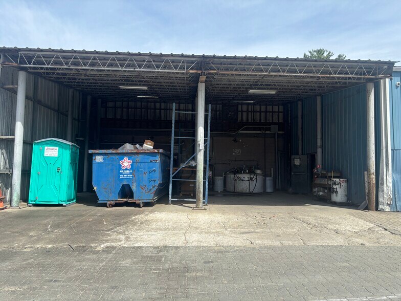 More Photos Of 4 Old Douglas Rd, Webster Industrial For Sale