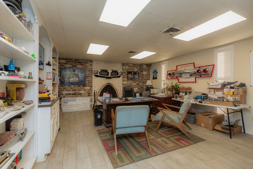 More Photos Of 1224 Dean Forest Rd, Savannah Warehouse For Lease