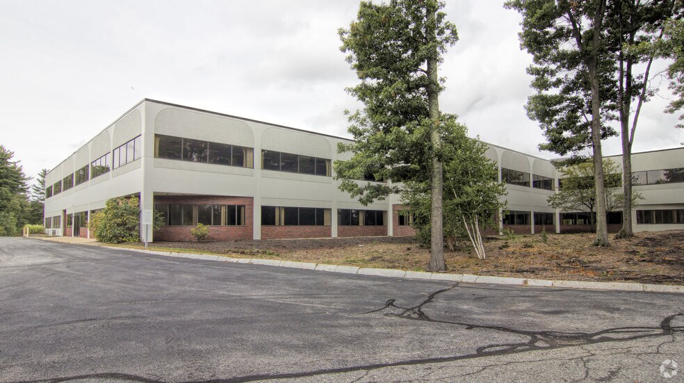 More Photos Of 5 Omni Way, Chelmsford Flex For Lease