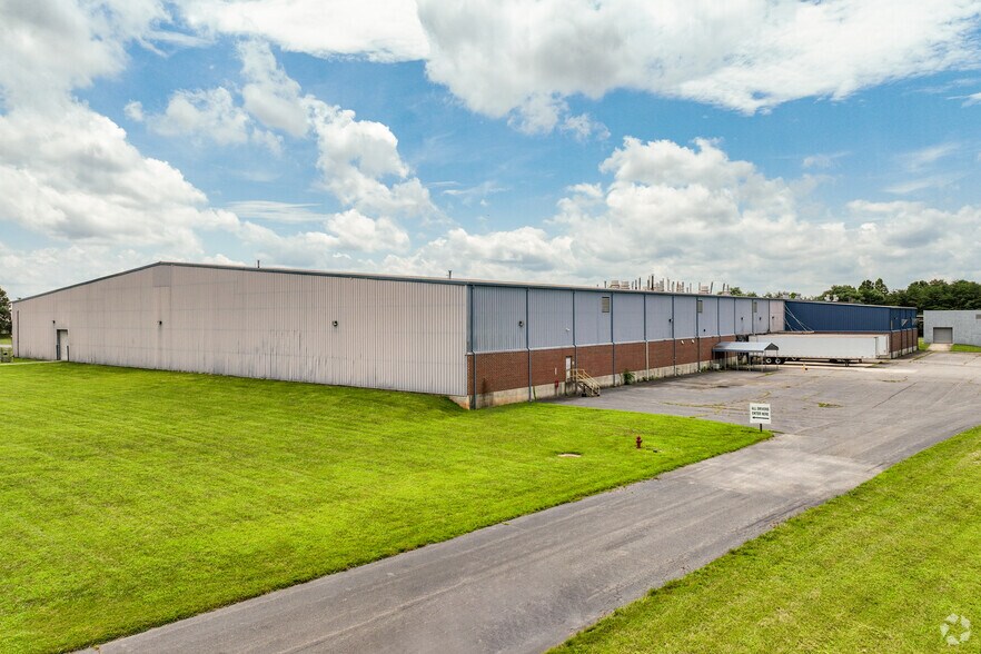 More Photos Of 175 Mehler Ln, Martinsville Manufacturing For Sale