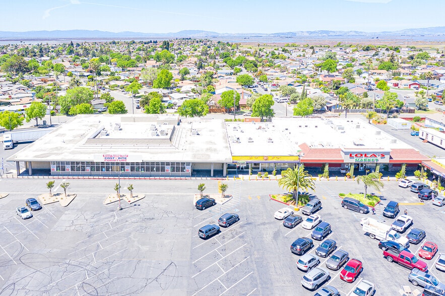 More Photos Of 1 Rancho Sq, Vallejo Storefront For Lease