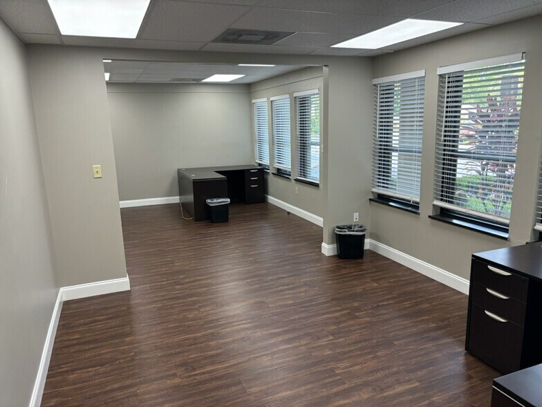 More Photos Of 921 Douglas Ave, Altamonte Springs Office For Lease