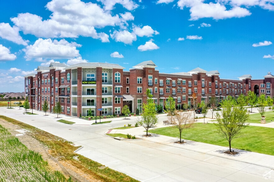 Primary Photo Of 4444 Felix Way, Frisco Apartments For Lease