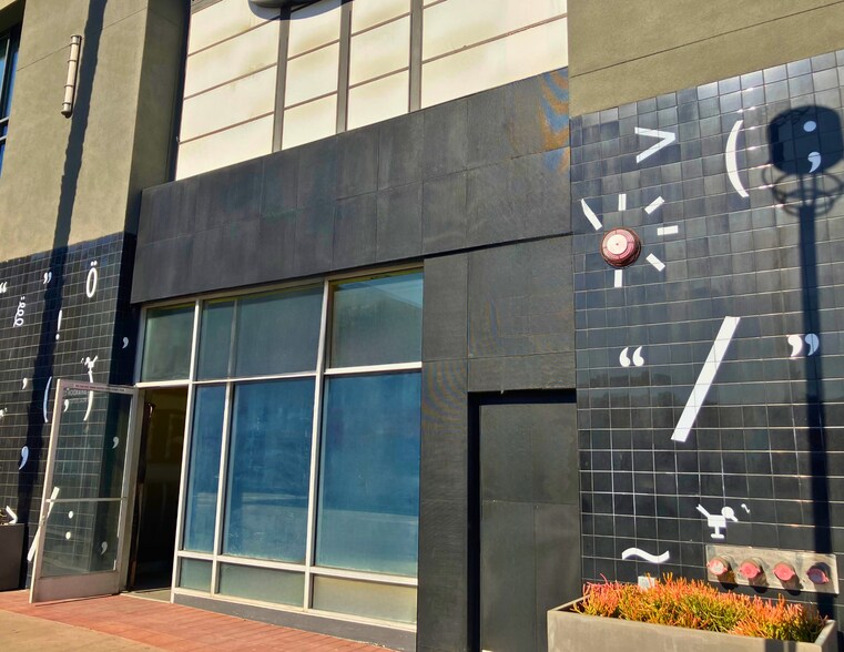 More Photos Of 250 N First St, Burbank Apartments For Lease