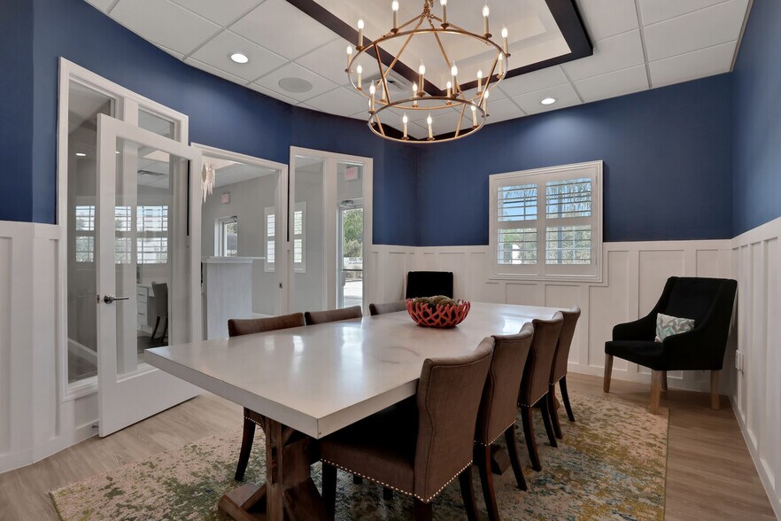 More Photos Of 1845 East West Pky, Fleming Island Medical For Lease