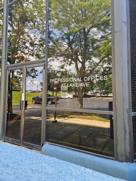 More Photos Of 6455 Lake Ave, Orchard Park Office For Sale