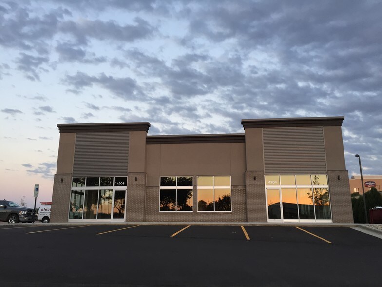 More Photos Of 4200-4300 W Empire Pl, Sioux Falls Storefront For Lease