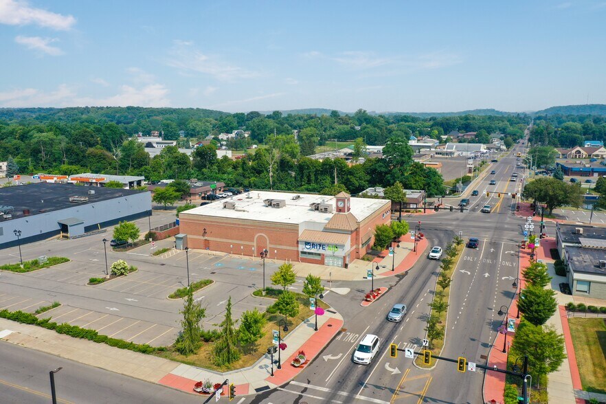 More Photos Of 101 S Main St, Newark Drugstore For Sale