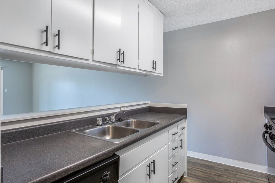 More Photos Of 201 Avian Dr, Vallejo Apartments For Sale