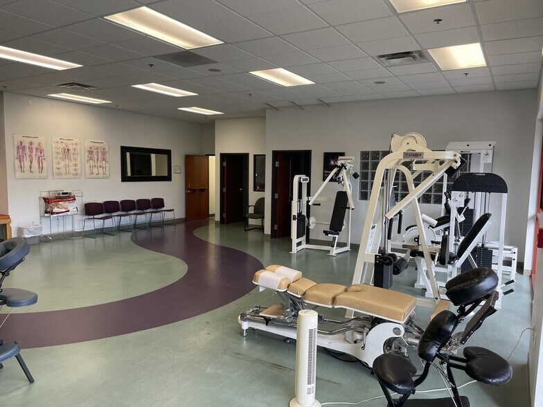 More Photos Of 4121 E Valley Auto Dr, Mesa Research And Development For Sale