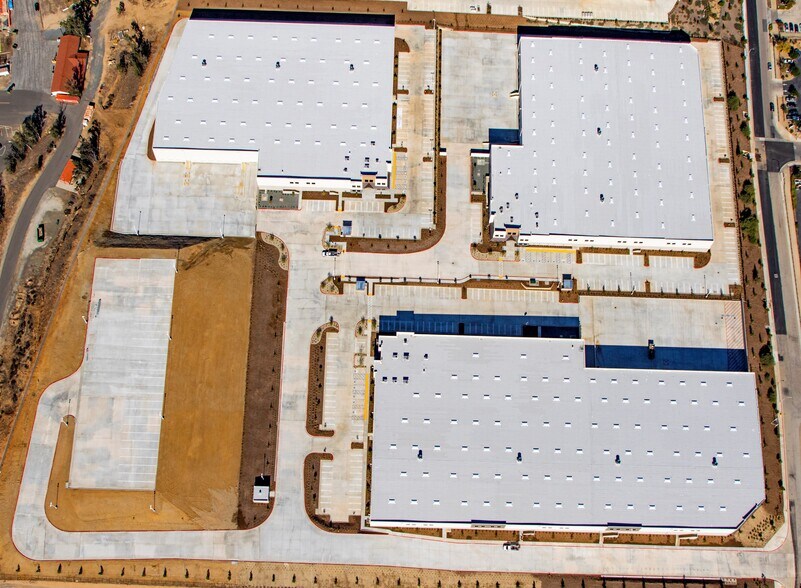 More Photos Of 3000 Horseless Carriage dr, Norco Unknown For Lease