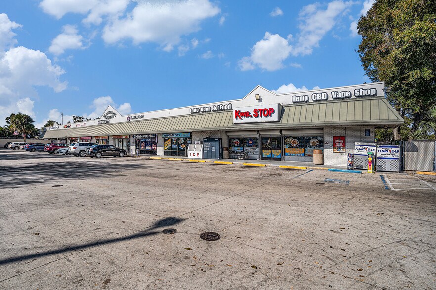 More Photos Of 4901 W Linebaugh Ave, Tampa Unknown For Lease