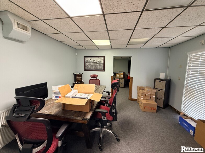 More Photos Of 1625 N US Highway 17, Eagle Lake Office For Lease