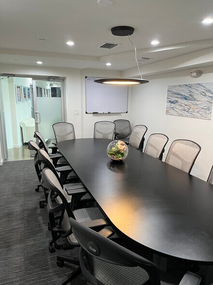 More Photos Of 350 S Miami Ave, Miami Apartments For Sale