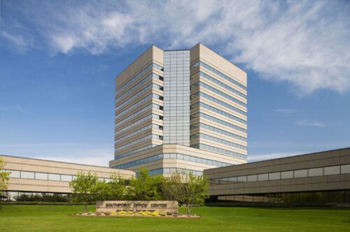 More Photos Of 1650 82nd St W, Bloomington Office For Lease