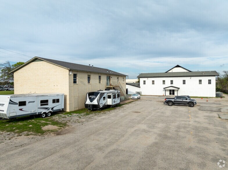 More Photos Of 1700 New York Ave, Arlington Coworking Space