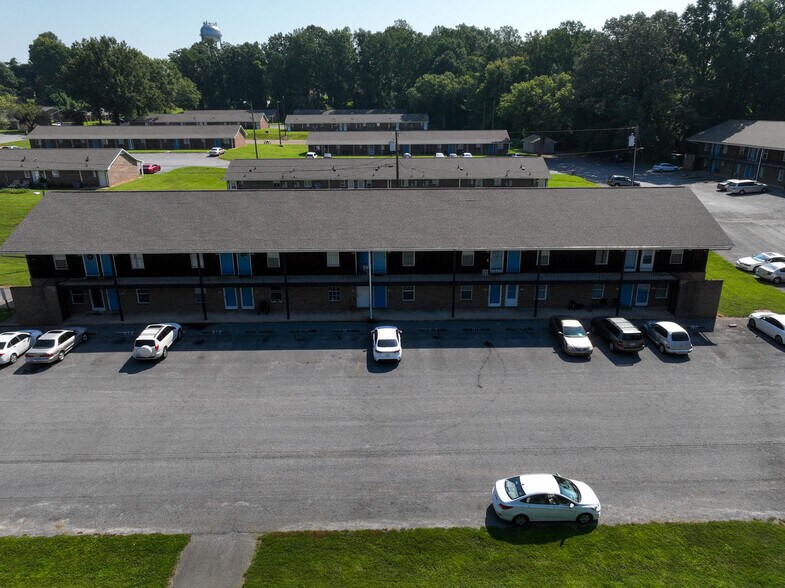 More Photos Of 100 S Kirkland Ave, Elkin Apartments For Sale