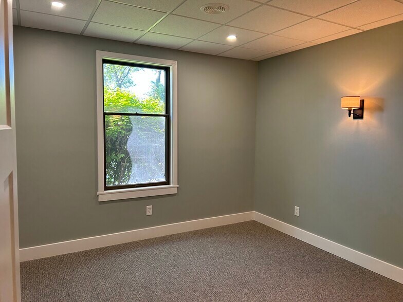 More Photos Of 1595 Elmwood Ave, Rochester Office For Sale