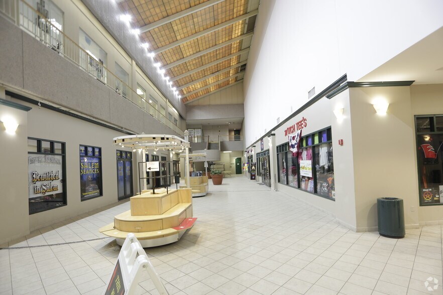 More Photos Of 2 East India Sq, Salem General Retail For Lease