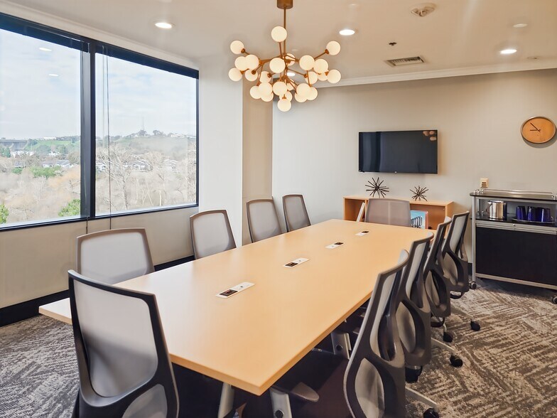 More Photos Of 3111 Camino del Rio N, San Diego Coworking Space