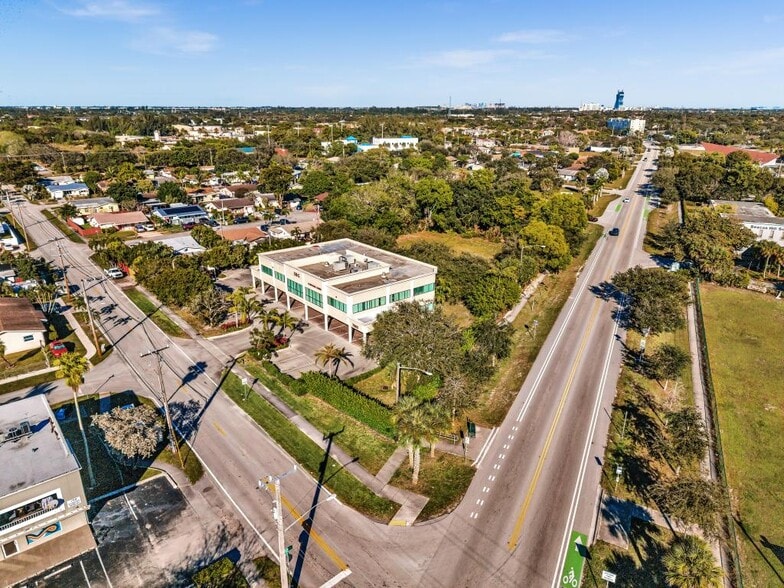 More Photos Of 7665 Davie Road Ext, Davie Office For Sale