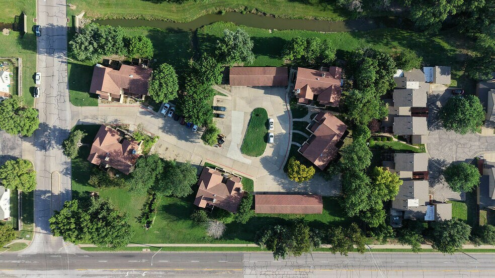 More Photos Of 1625 S Longford Ln, Wichita Apartments For Sale