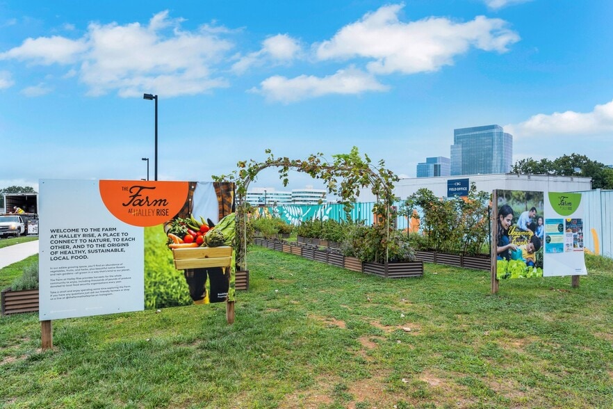 More Photos Of 11990 Heafield Way, Reston Apartments For Lease