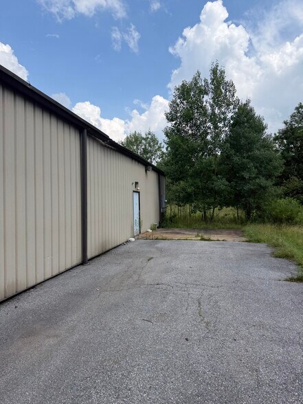 More Photos Of 6858 Route 711, Seward Freestanding For Lease