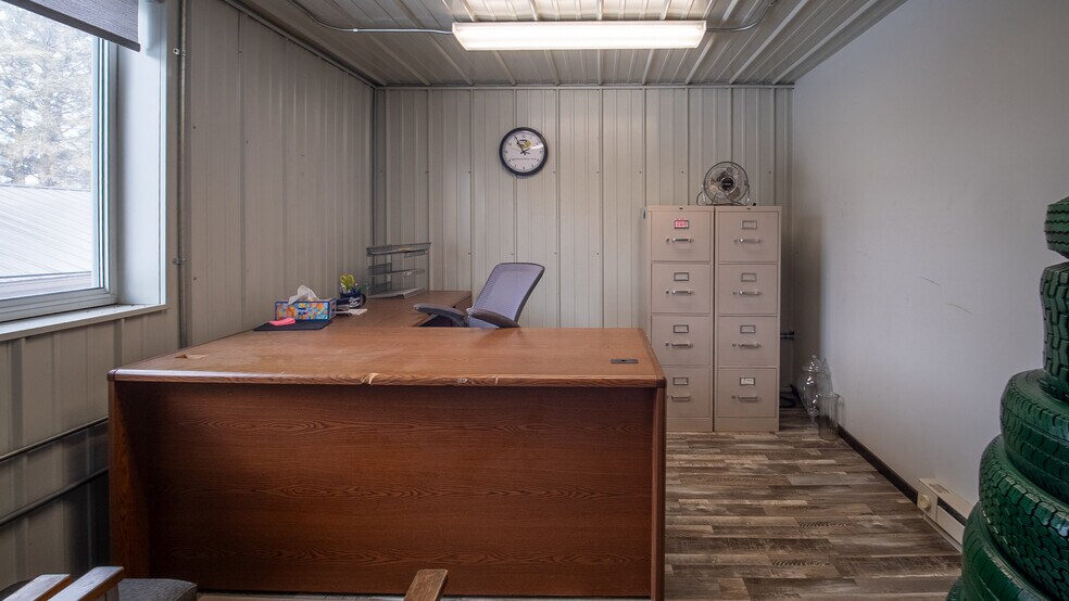 More Photos Of 203 Main St E, Elysian Auto Repair For Sale