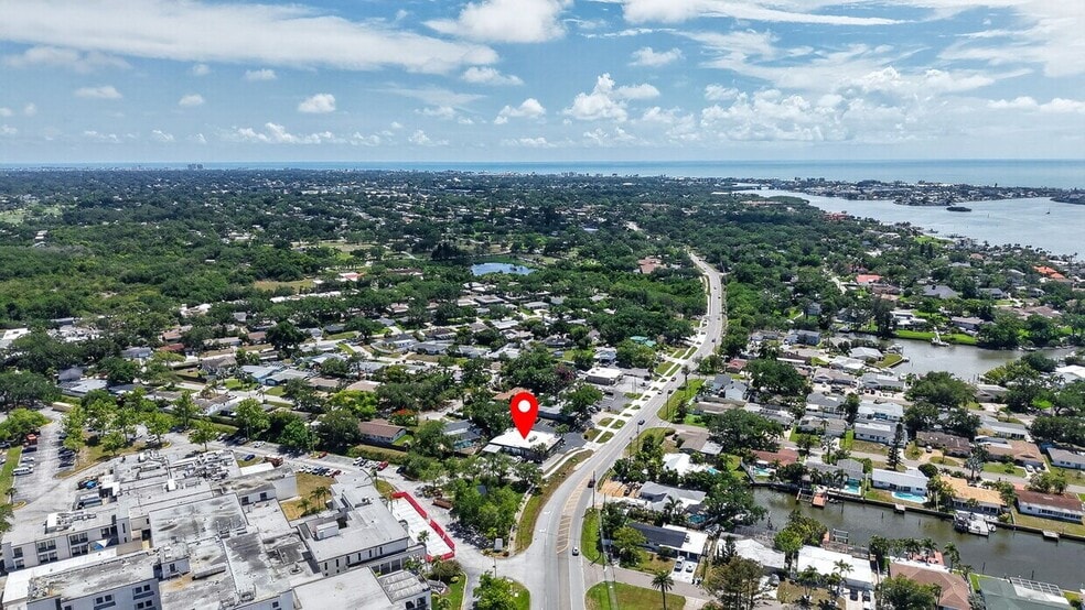 More Photos Of 2039 Indian Rocks Rd, Largo Medical For Sale