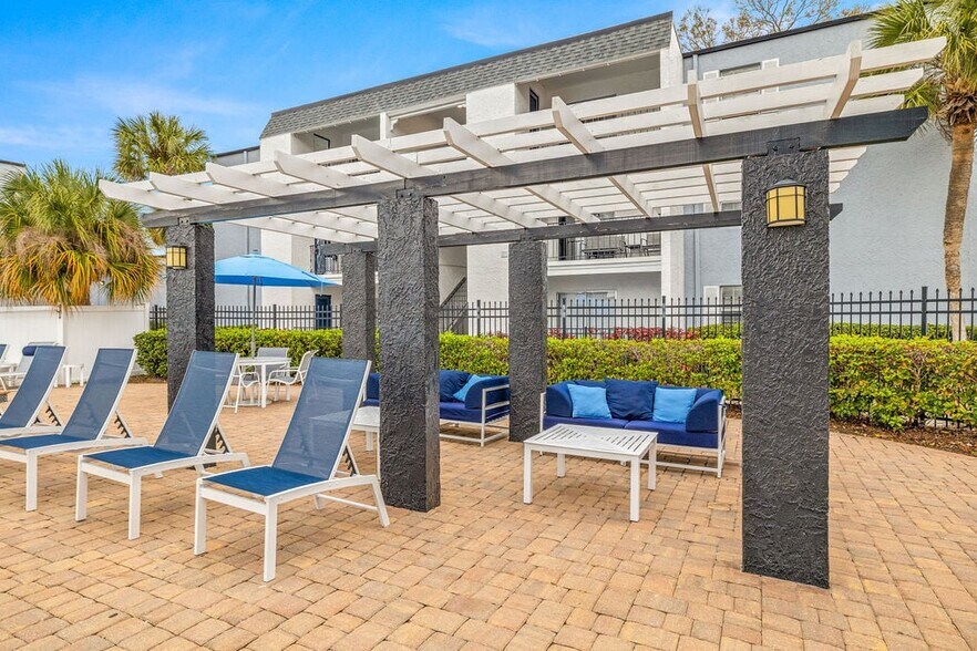 More Photos Of 7315 W Hanna Ave, Tampa Apartments For Sale