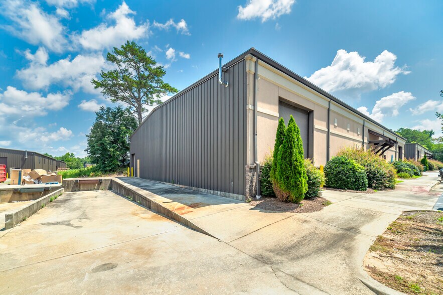 More Photos Of 4611 Ivey Dr, Macon-Bibb Office For Lease