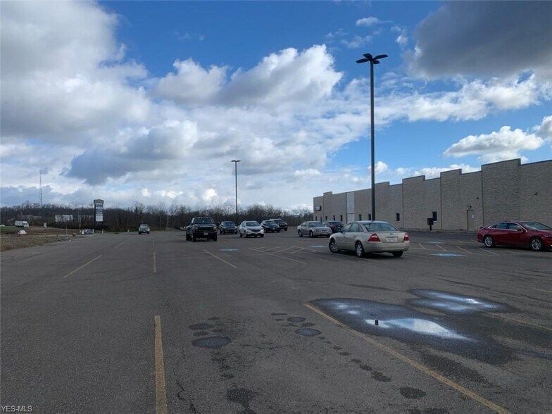 More Photos Of 82424 Cadiz Jewett Rd, Cadiz Storefront Retail Office For Sale