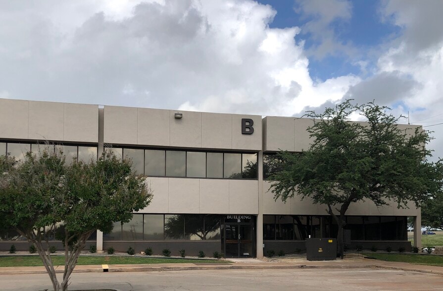 More Photos Of 209 S Danville Dr, Abilene Office For Lease