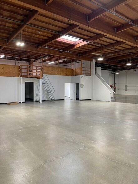 More Photos Of 212-218 Ryan Way, South San Francisco Warehouse For Sale